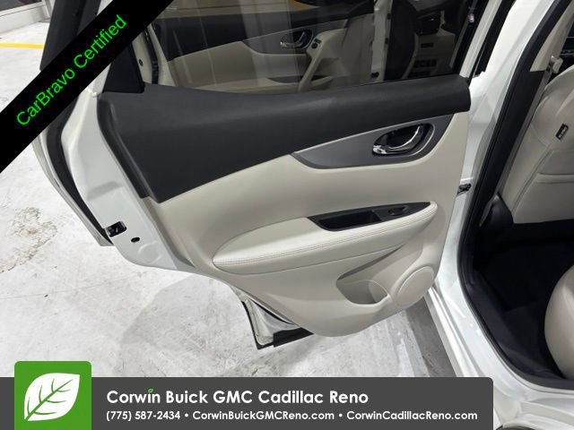 Used 2020 Nissan Rogue Sport SL FWD image 17