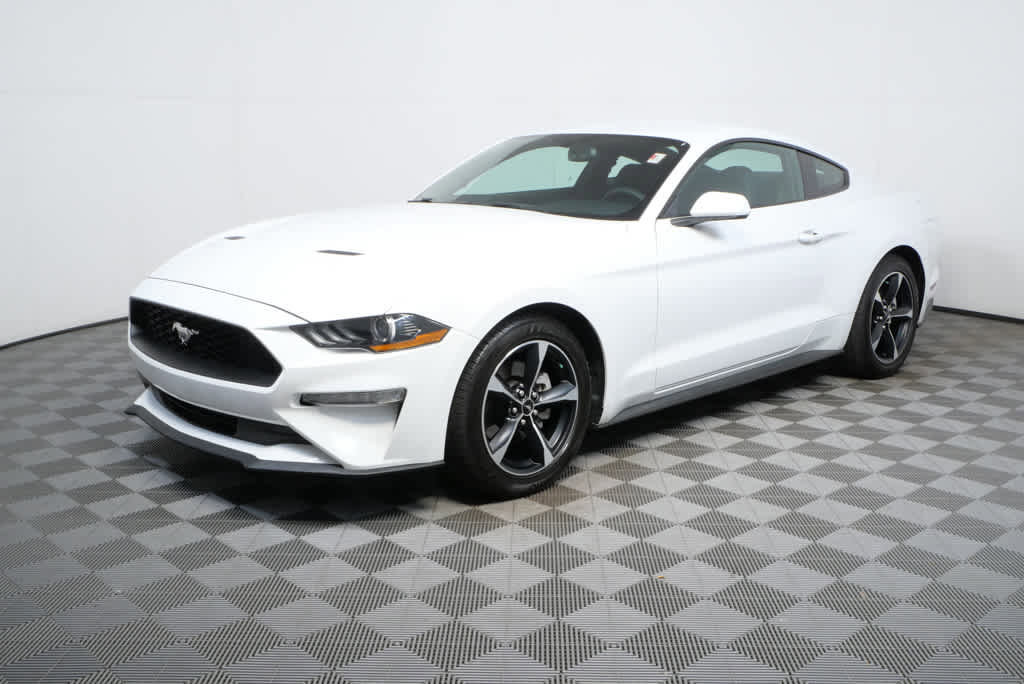 Used 2019 Ford Mustang Coupe image 18