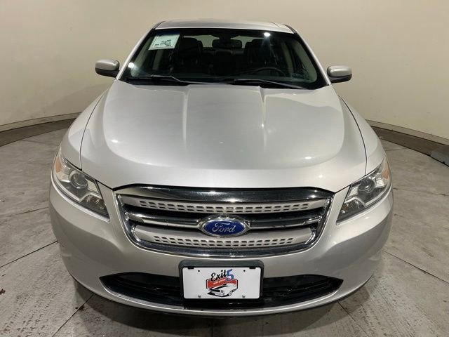 Used 2012 Ford Taurus SEL FWD image 4