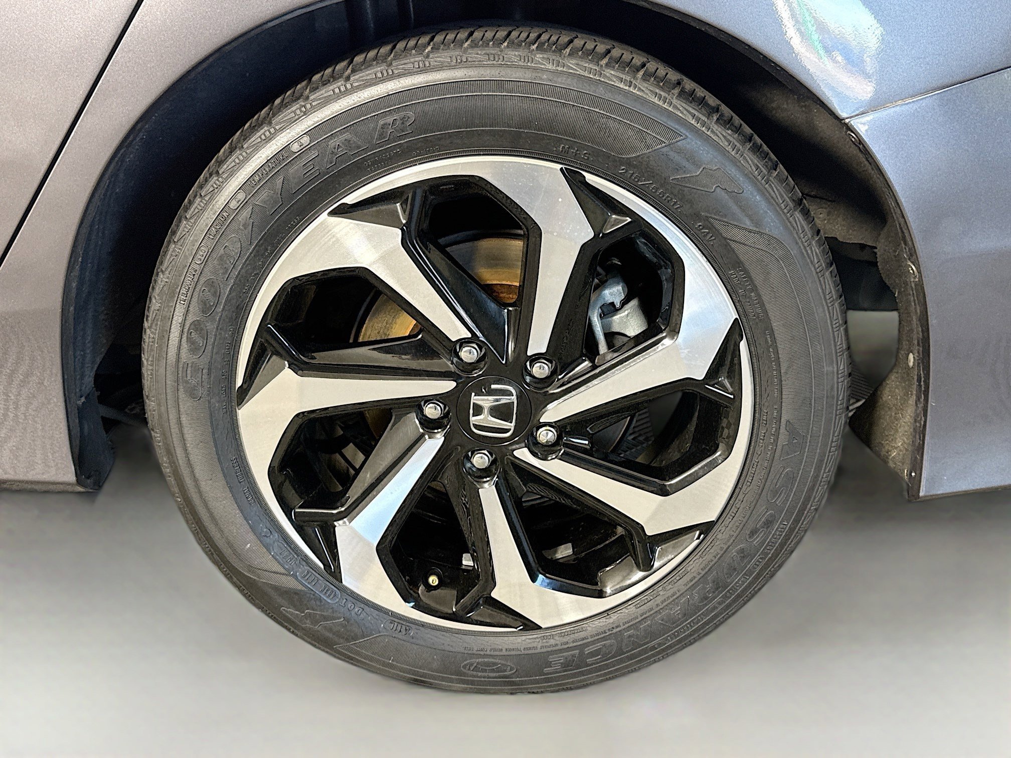 Used 2017 Honda Accord EX image 37