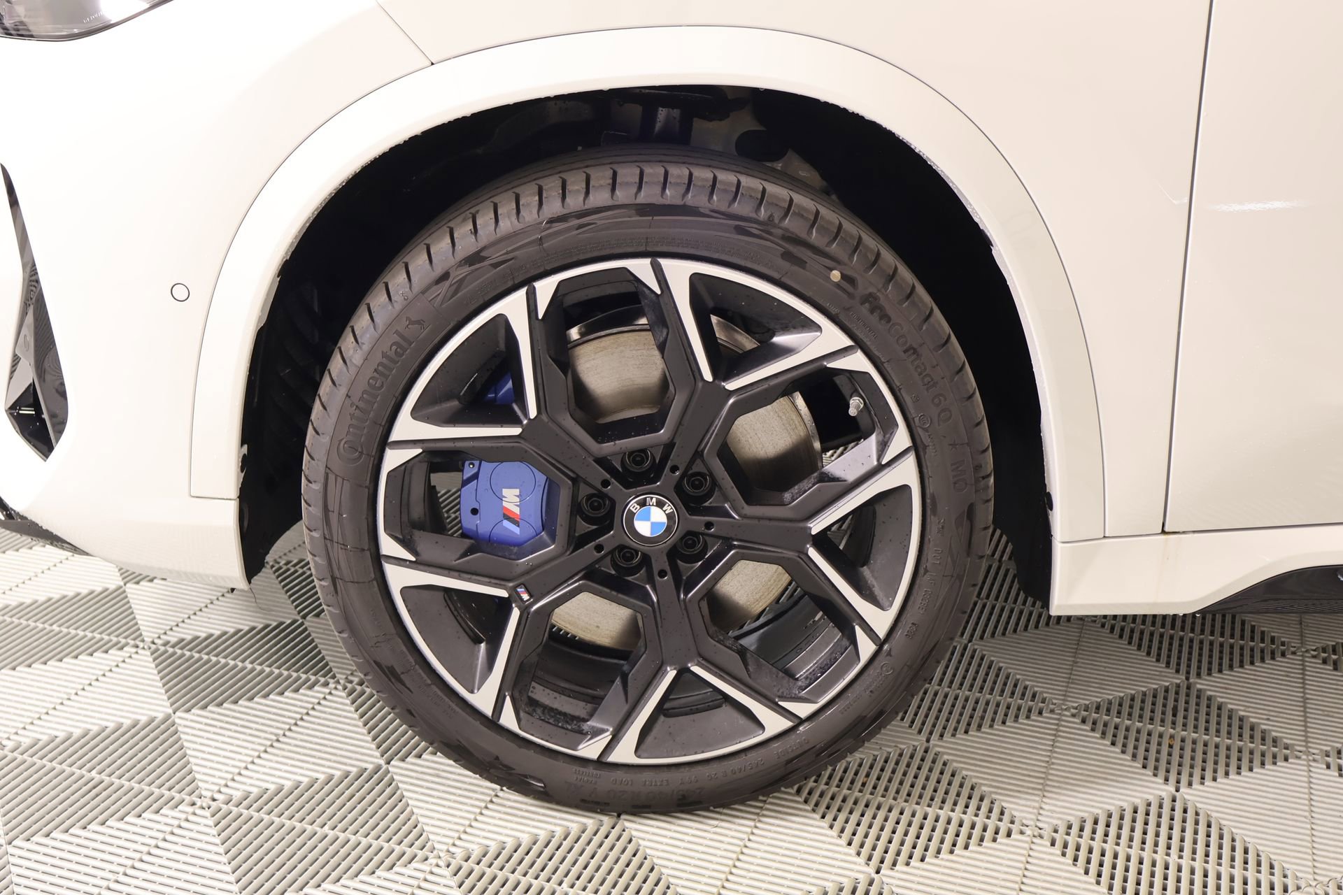 New 2026 BMW X1 M35i w/ Technology Package AWD/4WD image 18