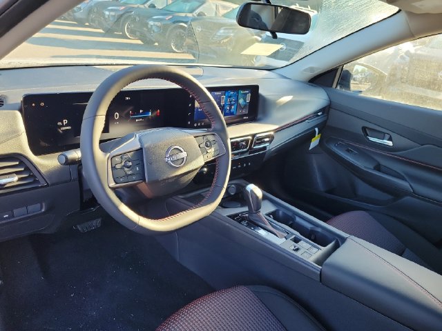 New 2027 Nissan Sentra SR w/ Floor Mat Package FWD image 15