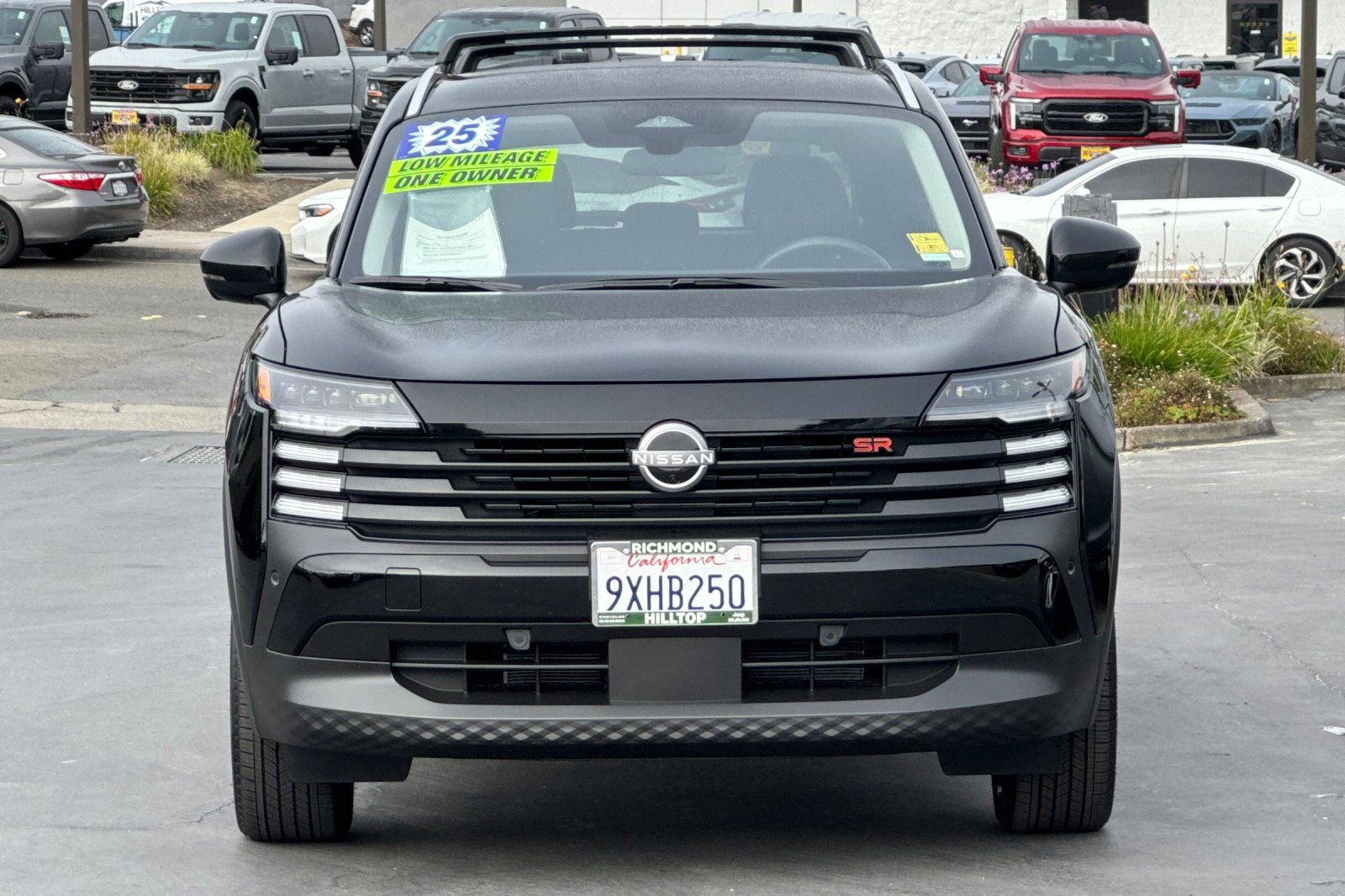Used 2025 Nissan Kicks SR FWD image 10