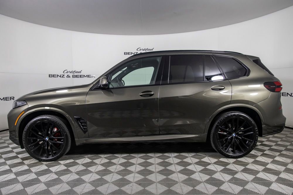 Used 2026 BMW X5 xDrive40i w/ M Sport Package image 11