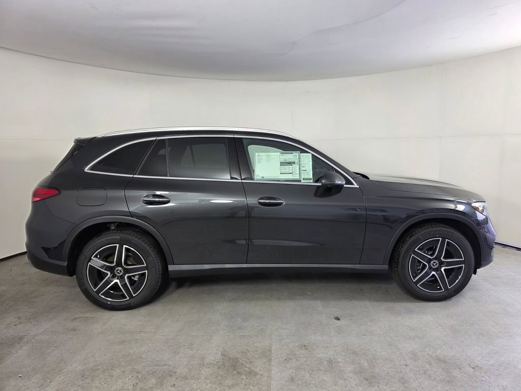 New 2026 Mercedes-Benz GLC 300 image 3