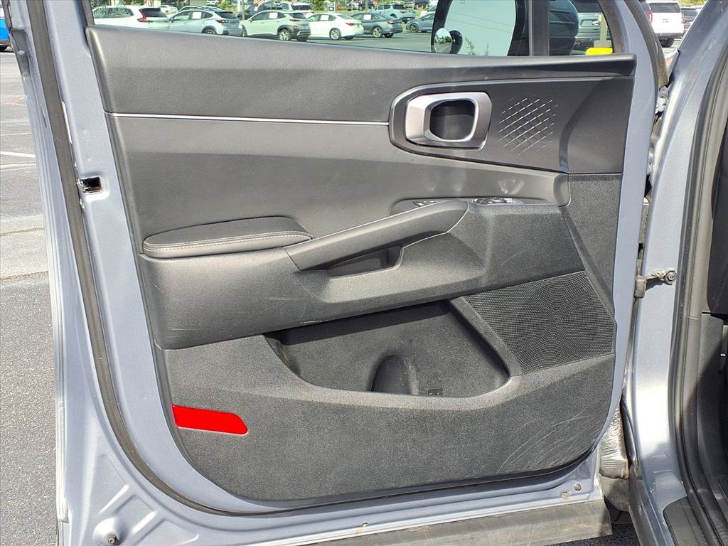 Used 2024 Kia Sorento EX image 4