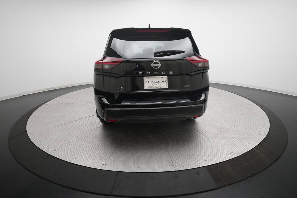 Certified 2025 Nissan Rogue SV w/ SV Premium Package image 26
