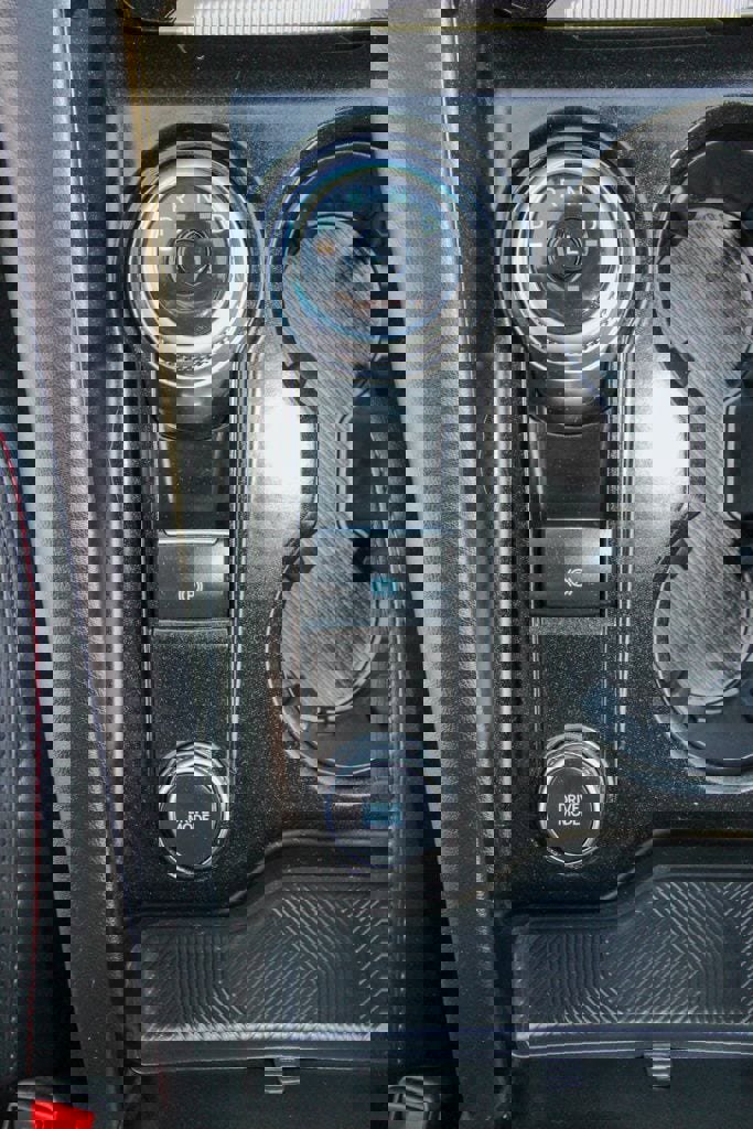 Used 2025 Ford Explorer ST-Line w/ ST-Line Street Pack image 27