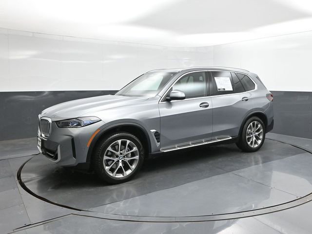 Used 2025 BMW X5 sDrive40i w/ Climate Comfort Package RWD image 1