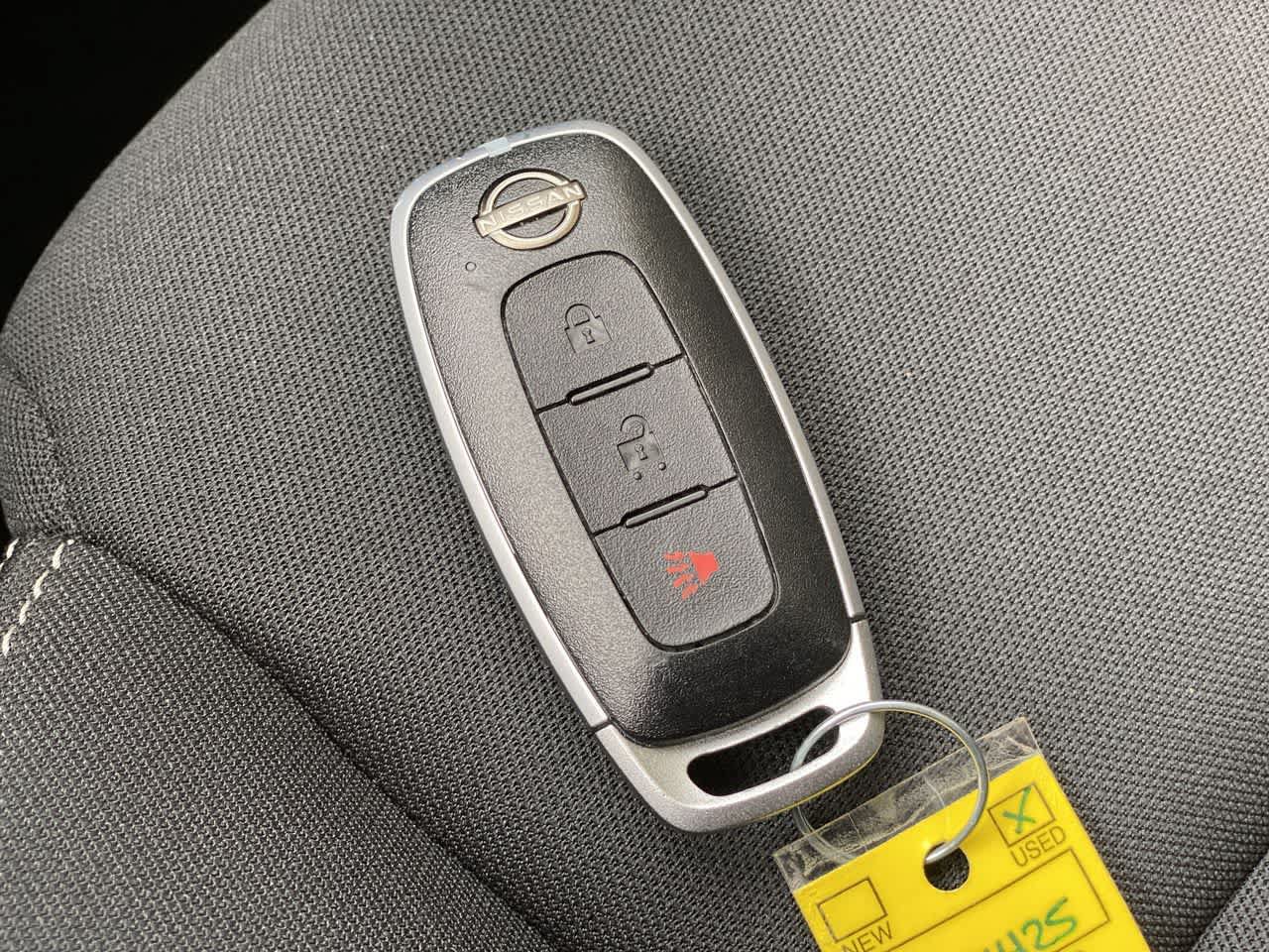 Used 2023 Nissan Rogue S AWD/4WD image 27