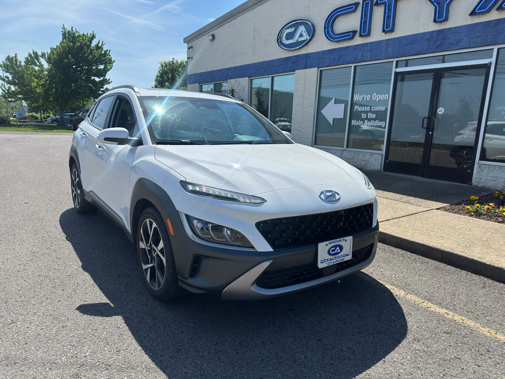 Used 2023 Hyundai Kona Limited AWD/4WD image 2