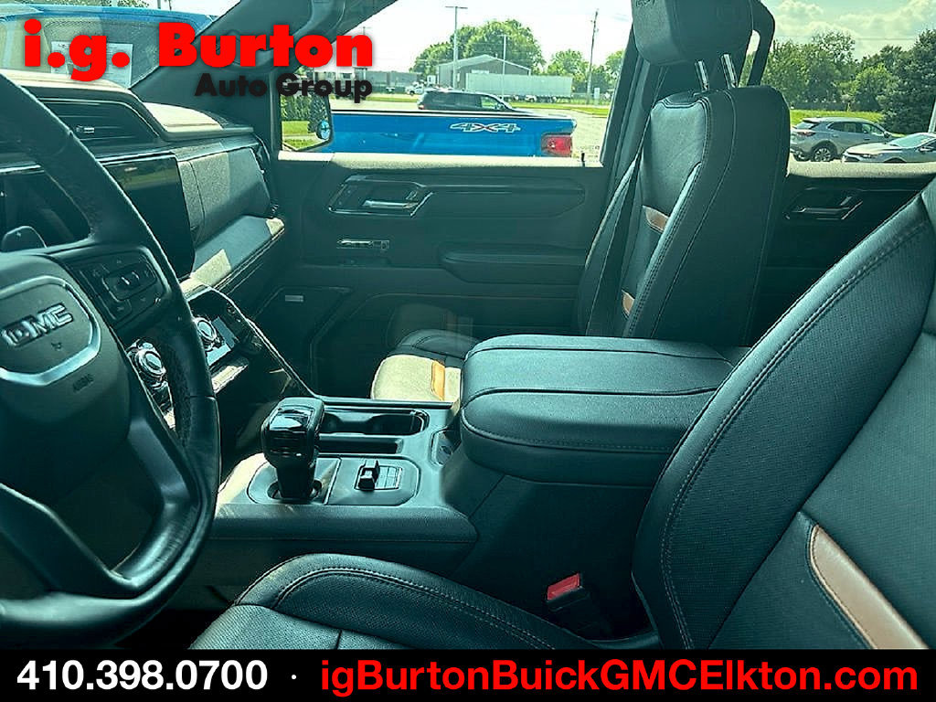 Certified 2023 GMC Sierra 1500 AT4 w/ AT4 Premium Package AWD/4WD image 7