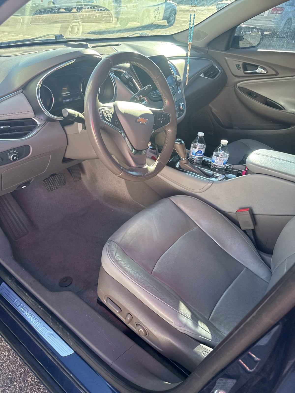 Used 2019 Chevrolet Malibu Premier w/ Sun and Wheel Package image 4