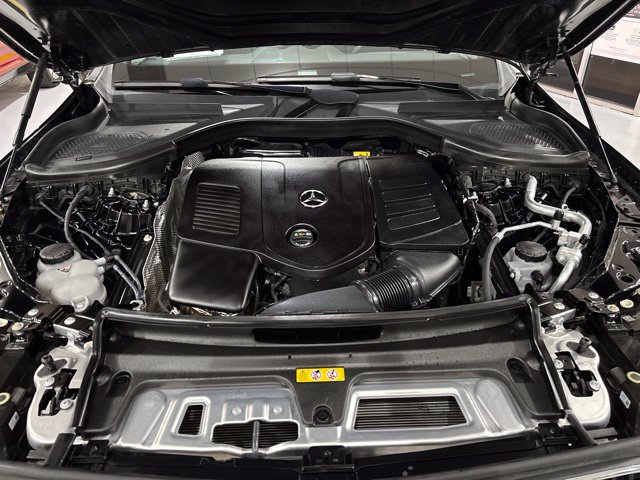 Used 2023 Mercedes-Benz GLC 300 4MATIC image 38