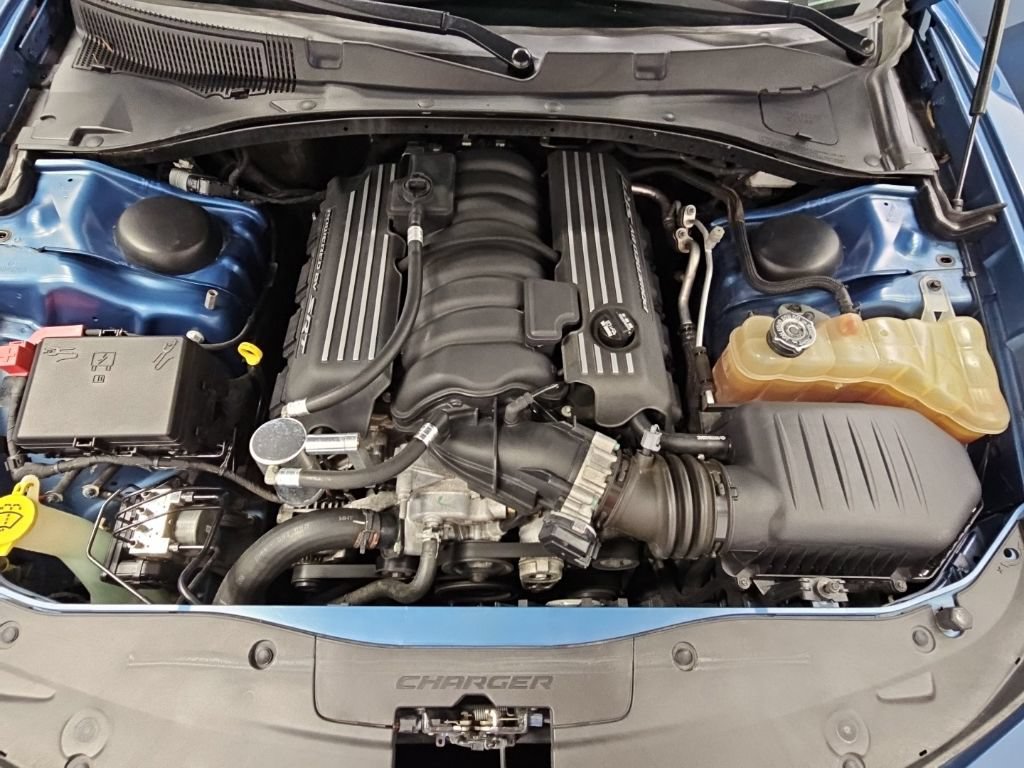 Used 2020 Dodge Charger Scat Pack w/ Driver Convenience Group RWD image 40