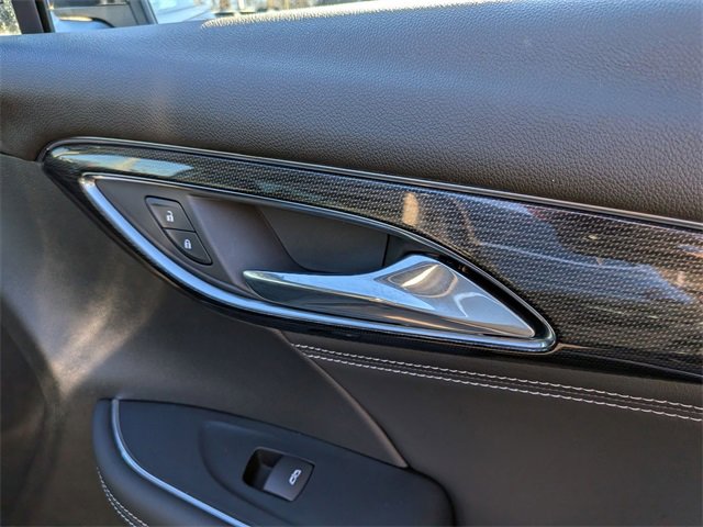 Used 2023 Buick Envision Essence image 32