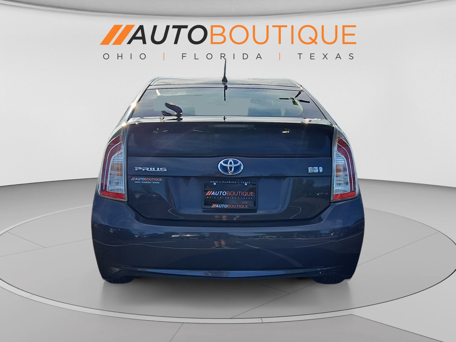 Used 2015 Toyota Prius Two FWD image 4