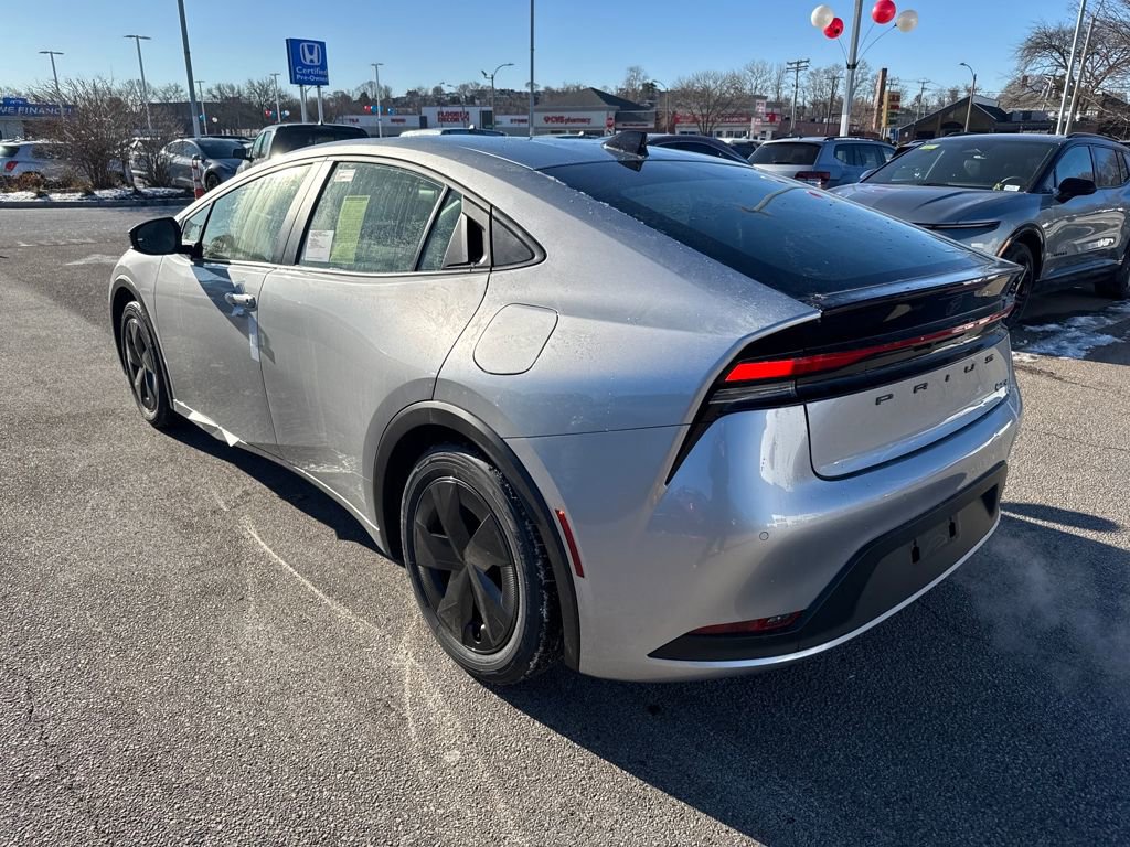 New 2026 Toyota Prius LE image 5