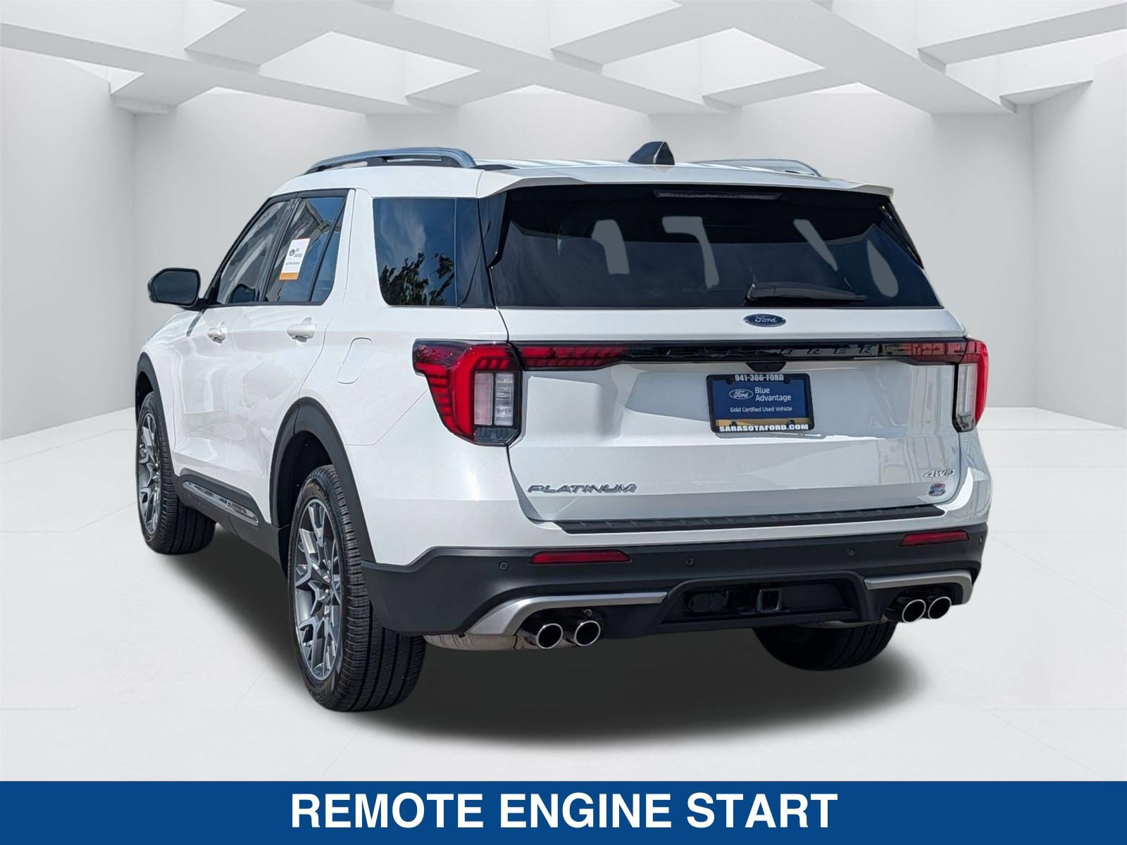 Used 2025 Ford Explorer Platinum w/ Ultimate Package AWD/4WD image 6