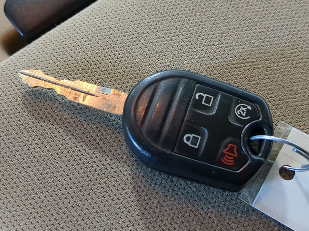 Used 2015 Ford F250 XLT w/ XTR Plus Package image 42