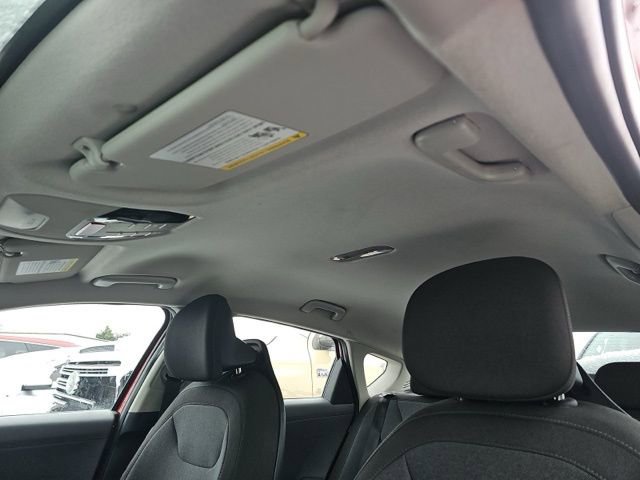 Used 2025 Kia K4 LXS image 12