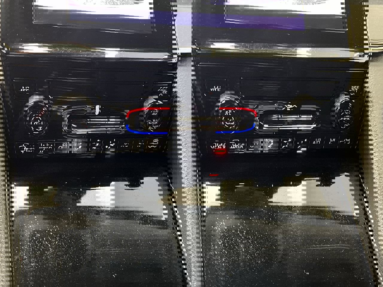 Used 2023 Jeep Grand Cherokee Laredo image 20