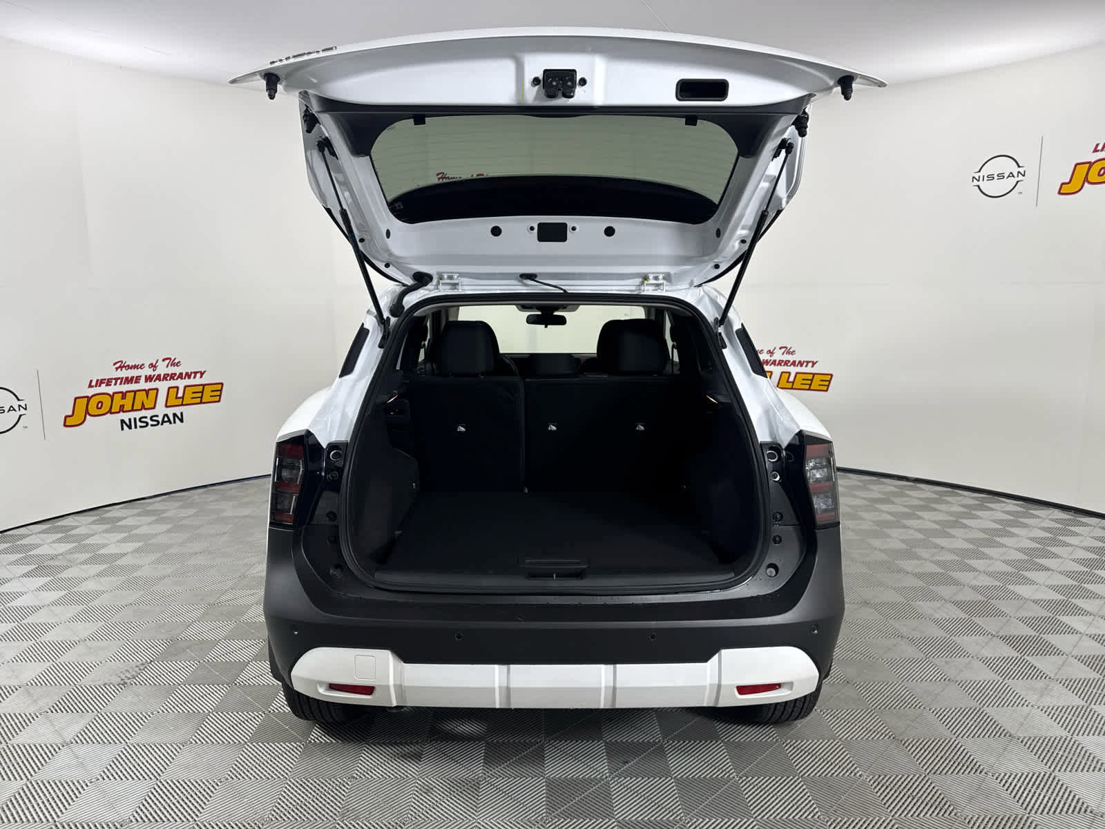 New 2026 Nissan Kicks SV image 5