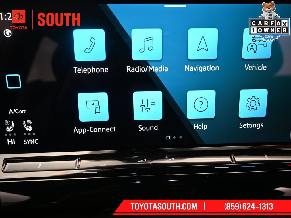 Used 2024 Volkswagen Atlas Cross Sport SE FWD image 27