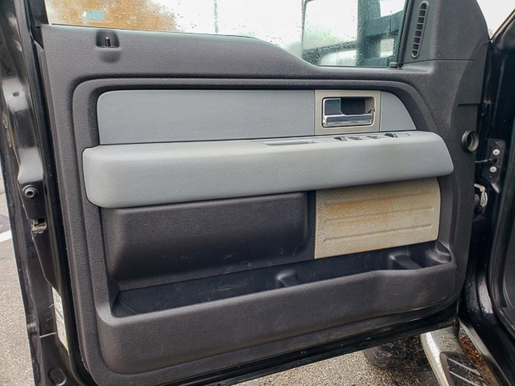 Used 2011 Ford F150 XLT w/ XTR Pkg image 9