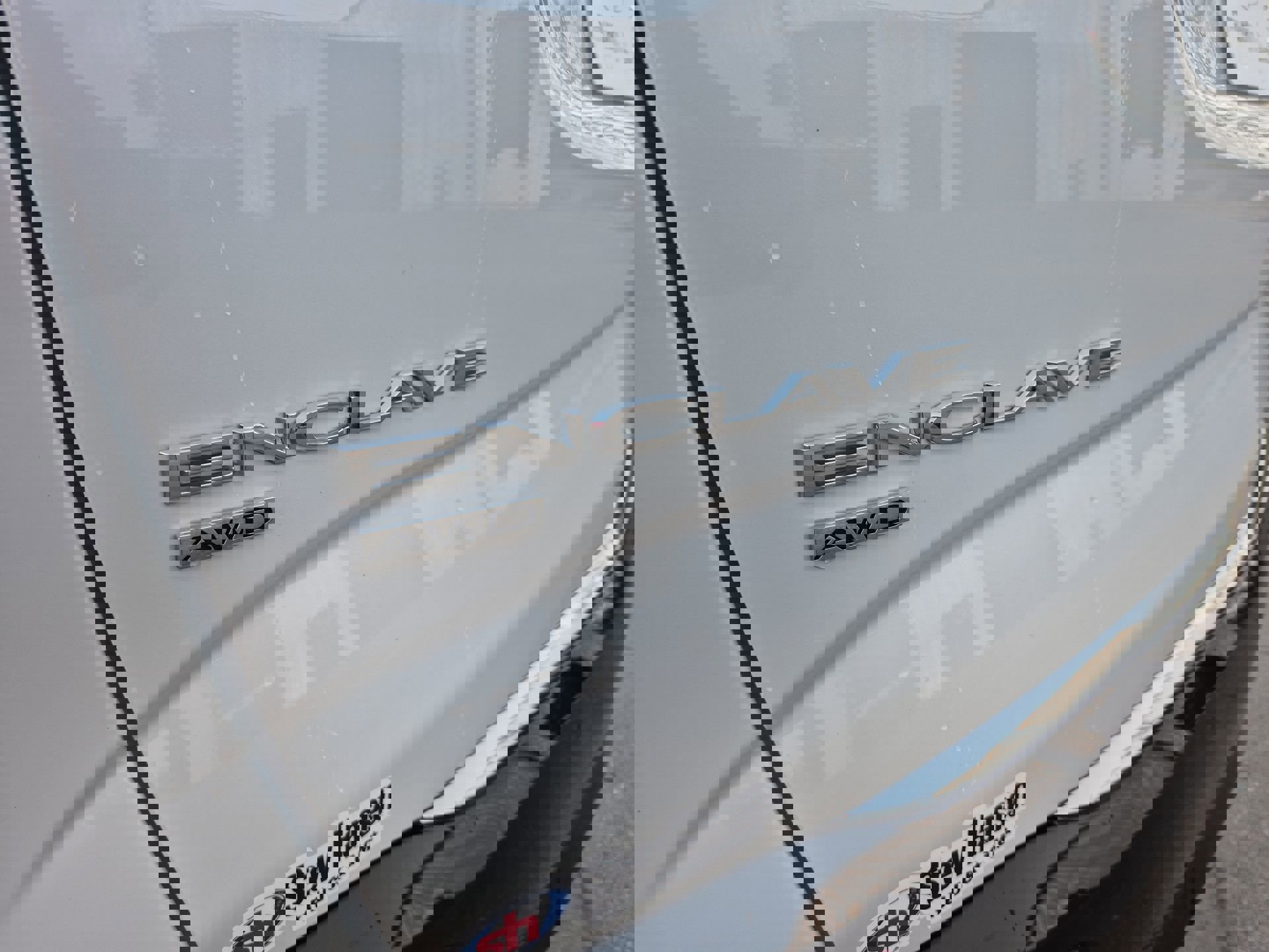 Used 2024 Buick Enclave Essence w/ Sport Touring Edition image 31