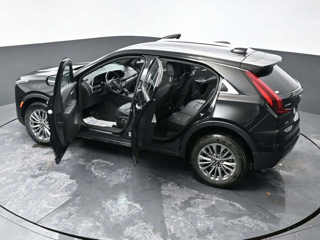 Used 2025 Cadillac XT4 Premium Luxury image 70