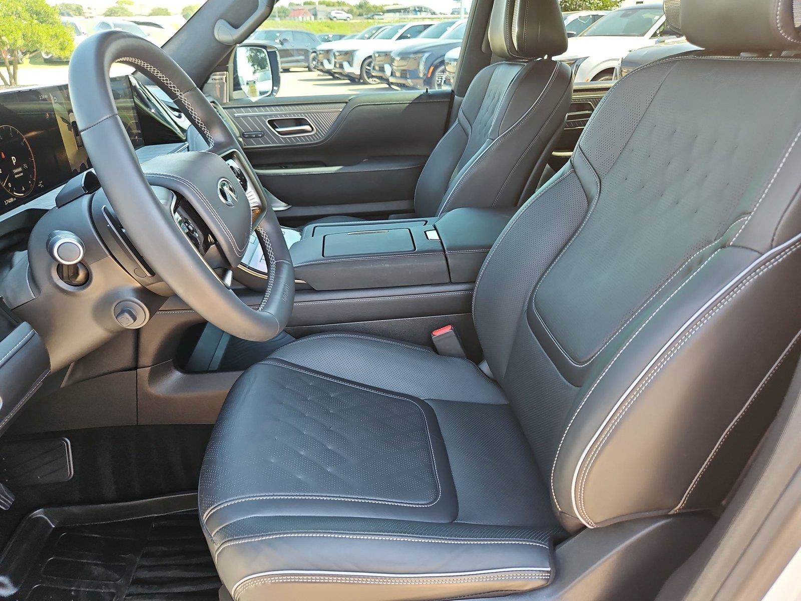 Used 2026 INFINITI QX80 Autograph w/ Premium Cargo Package AWD/4WD image 11
