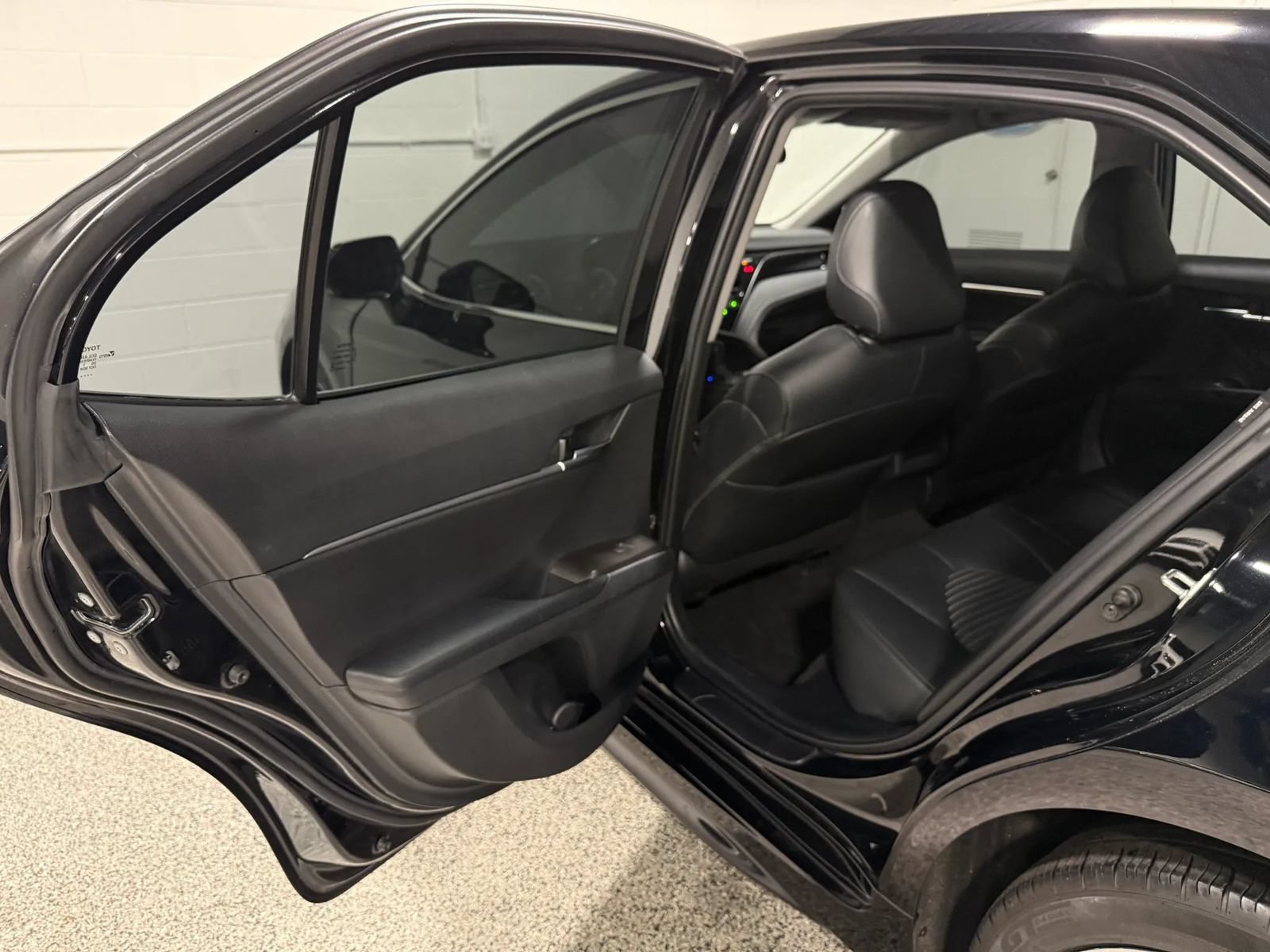 Used 2022 Toyota Camry SE FWD image 37