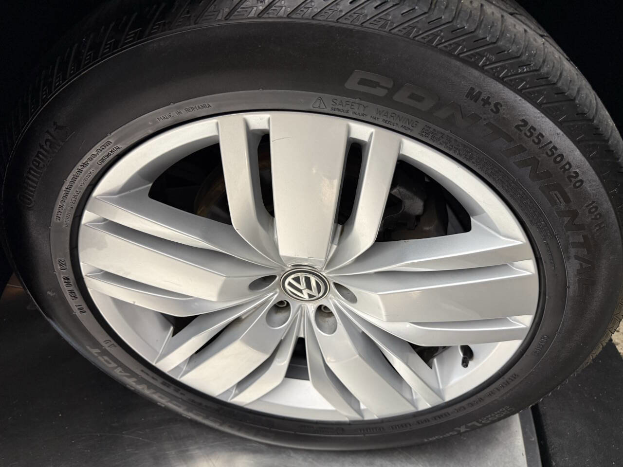 Used 2019 Volkswagen Atlas SE w/ Panoramic Sunroof Package image 29