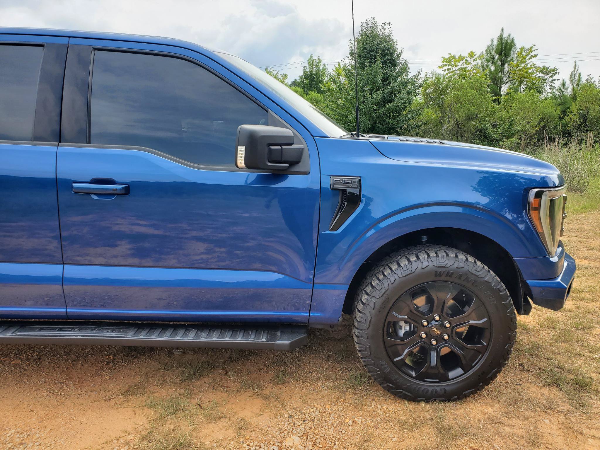 Used 2022 Ford F150 XLT w/ Equipment Group 302A High AWD/4WD image 17