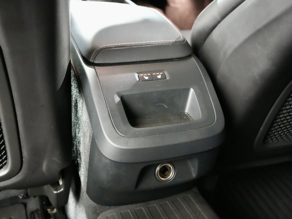 Used 2019 Volvo S60 T6 R-Design image 29