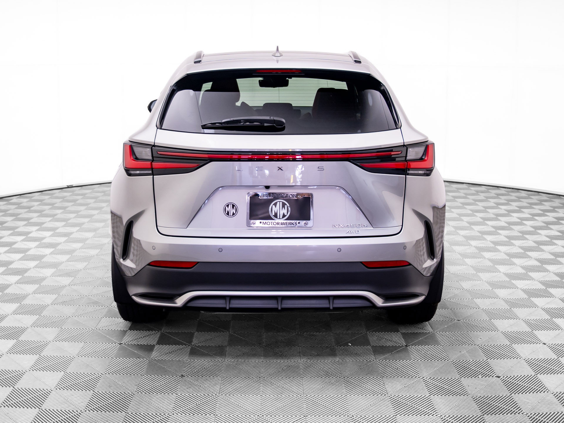 Used 2025 Lexus NX 450h+ F Sport w/ Accessory Package (2T) AWD/4WD image 4
