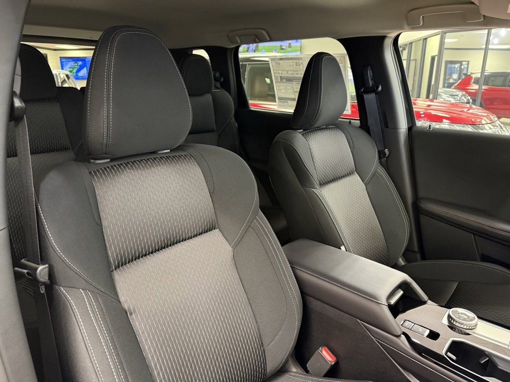 New 2026 Mitsubishi Outlander ES image 18