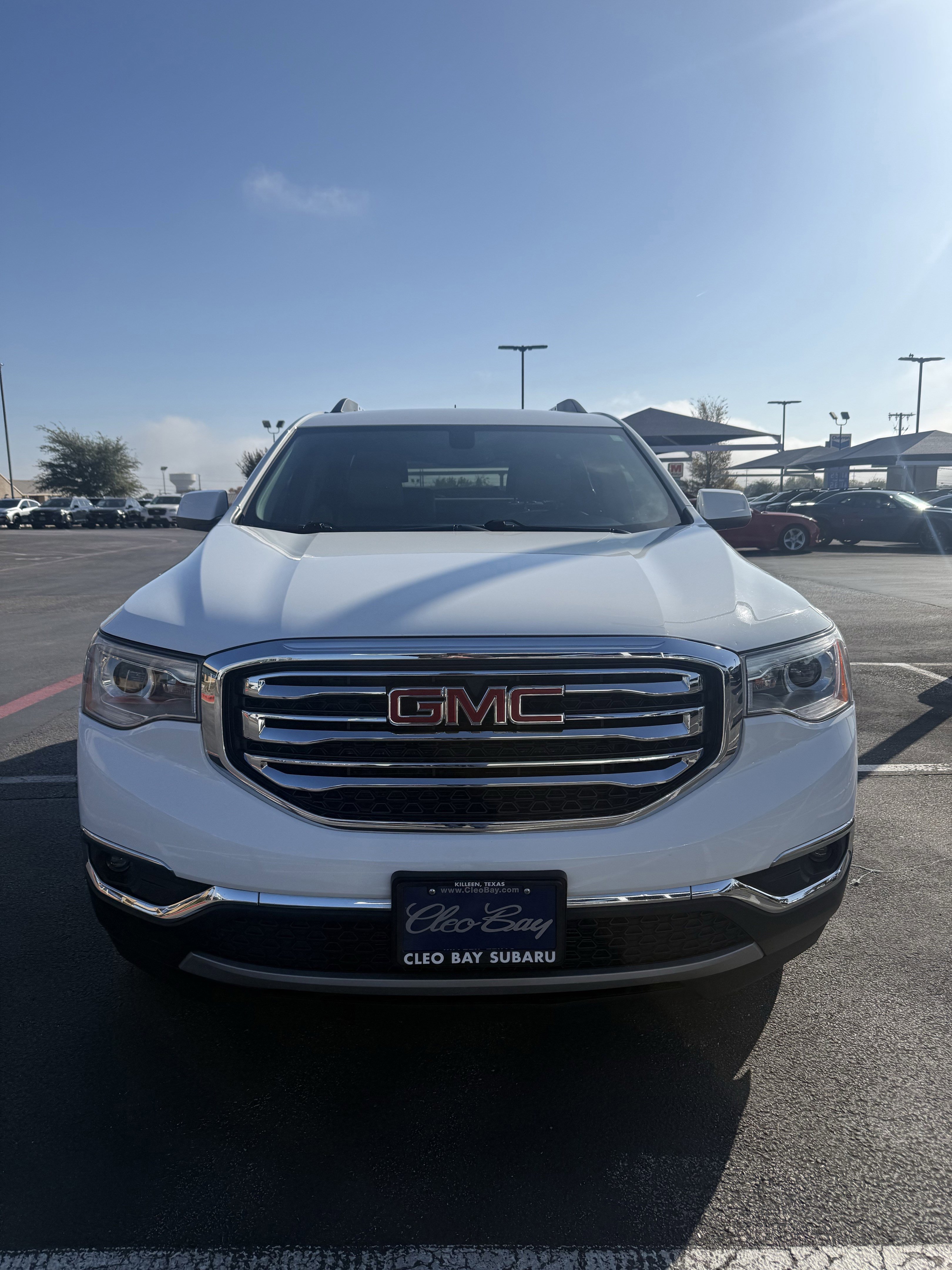 Used 2019 GMC Acadia SLT image 2