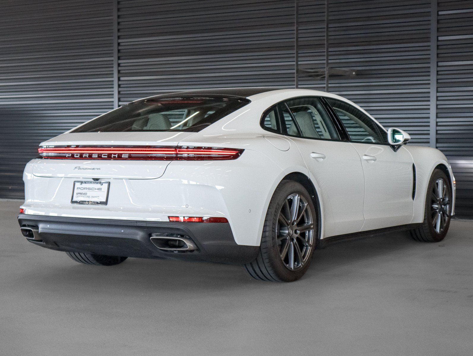 Certified 2026 Porsche Panamera RWD image 10