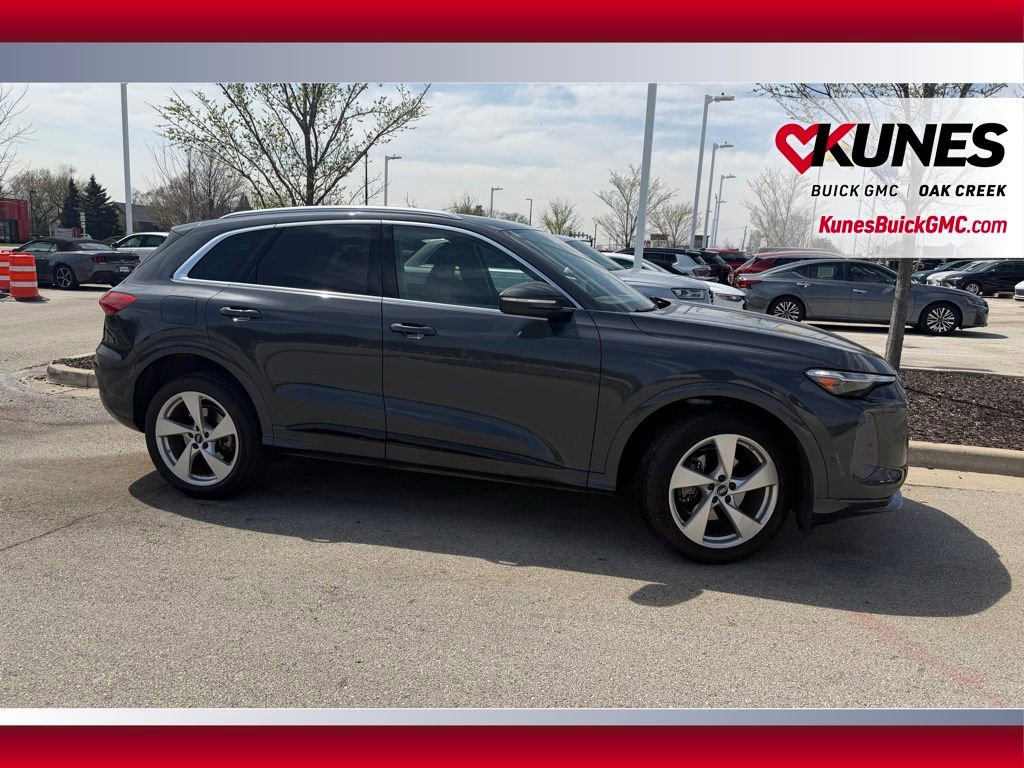 Used 2025 Audi Q5 Premium Plus image 3