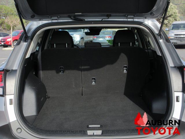 Used 2023 Kia Sportage LX image 6