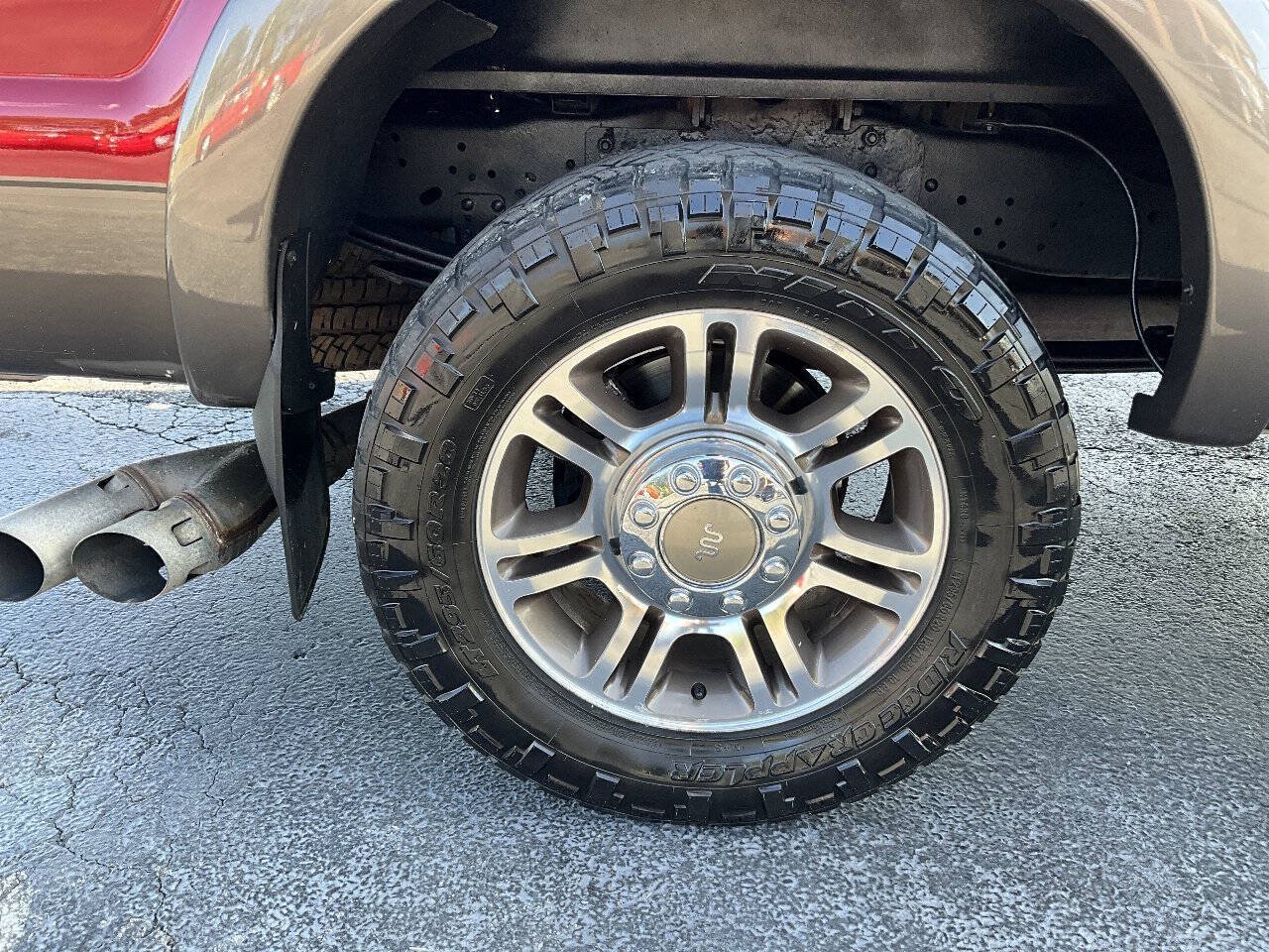 Used 2015 Ford F250 King Ranch w/ FX4 Off-Road Package AWD/4WD image 14