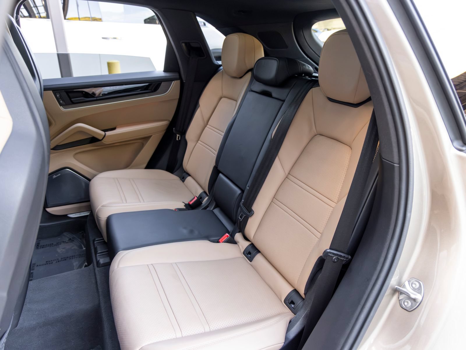 Certified 2025 Porsche Cayenne S AWD/4WD image 54