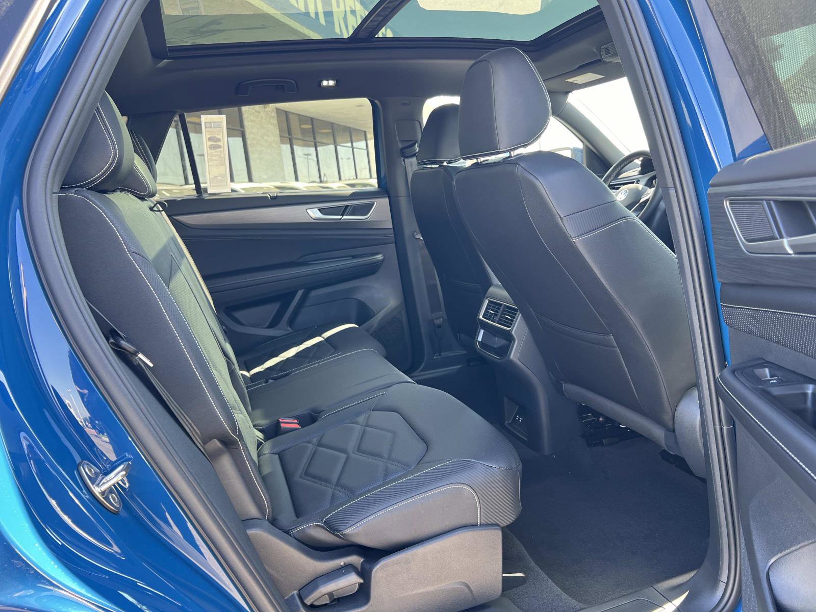 New 2026 Volkswagen Atlas Cross Sport SE image 32