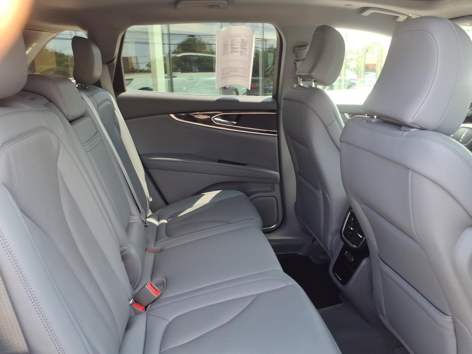 Certified 2022 Lincoln Nautilus Reserve AWD/4WD image 12