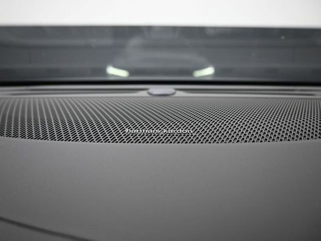 Used 2024 Volvo S60 B5 Ultimate image 30