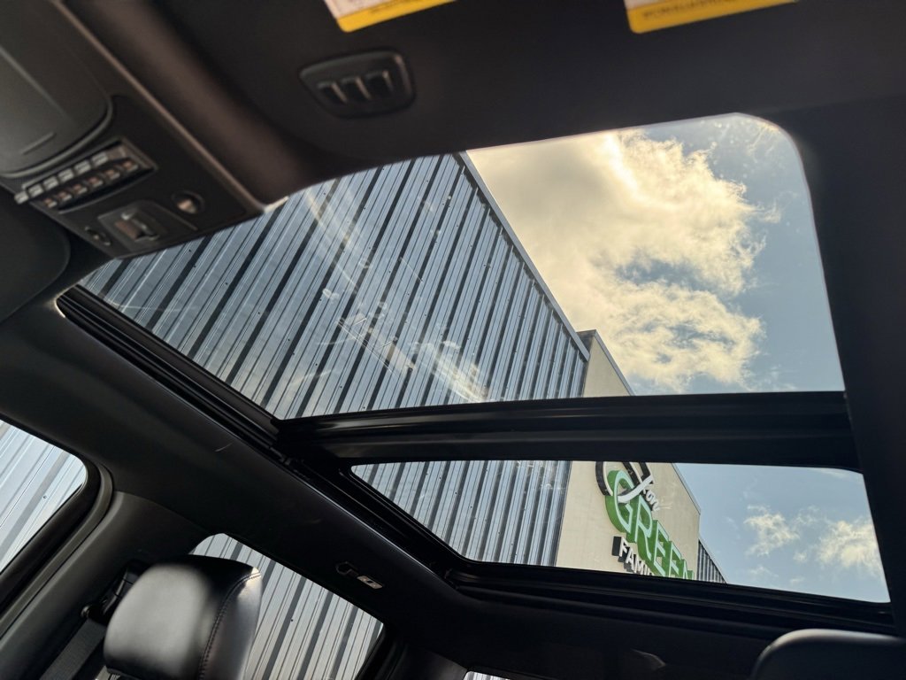 Used 2019 Ford F150 Raptor w/ Equipment Group 802A Luxury image 22