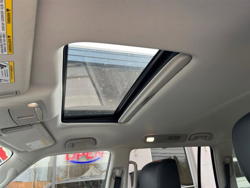 Used 2021 Nissan Armada Platinum w/ Captain's Chairs Package image 21