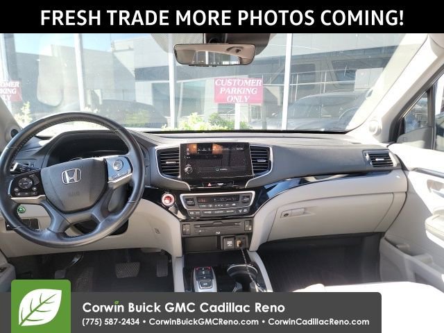 Used 2021 Honda Pilot Touring image 11